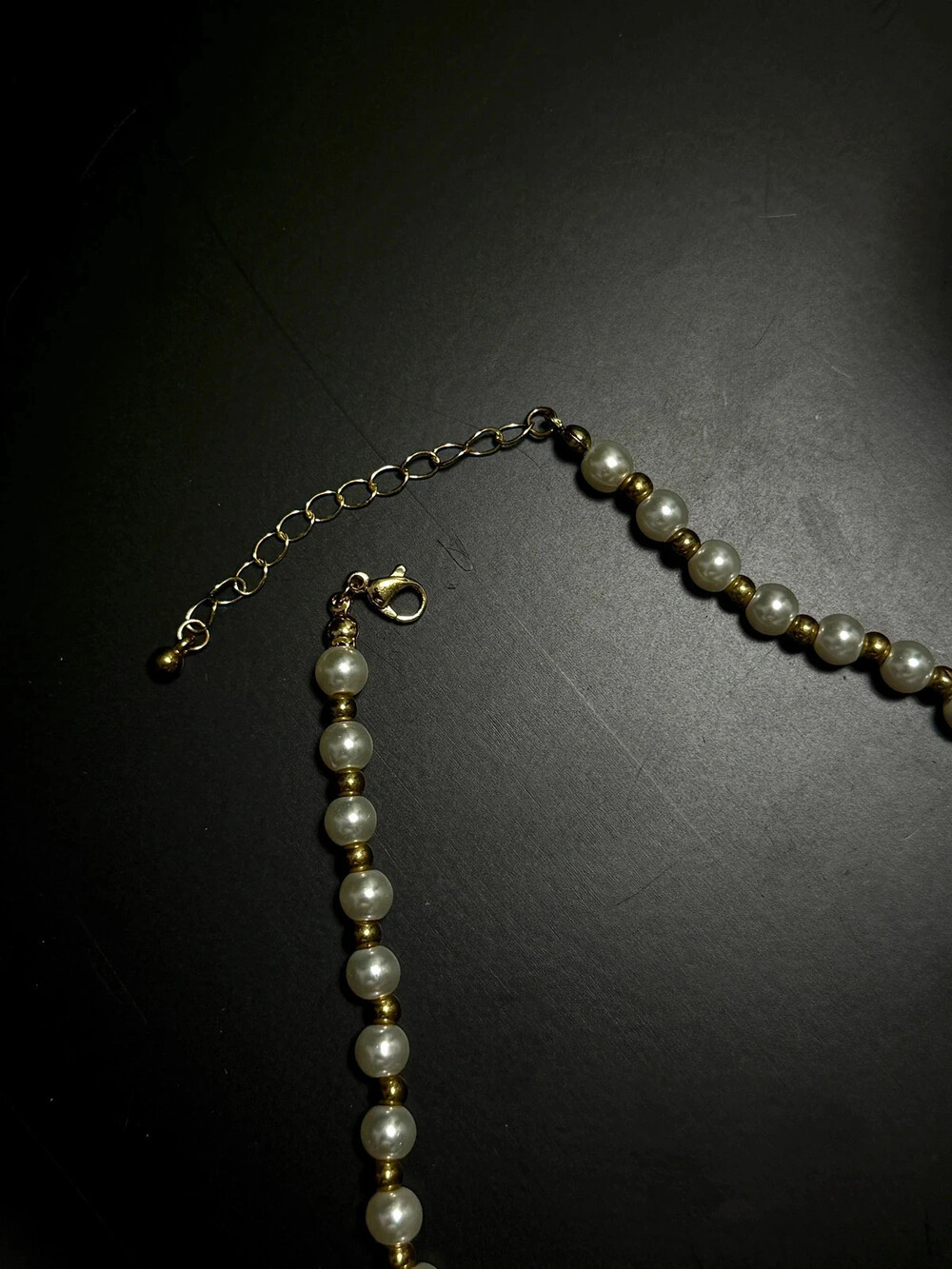 No Brand White Beaded Necklace Gold-Tone 18 Inch
